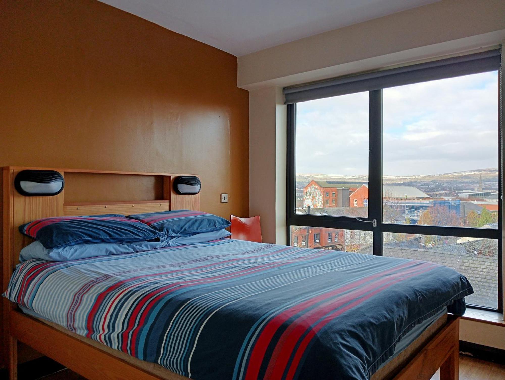 Belfast International Youth Hostel Экстерьер фото